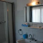 Dinkelsbuehler Hof 2* 丁克尔斯比尔