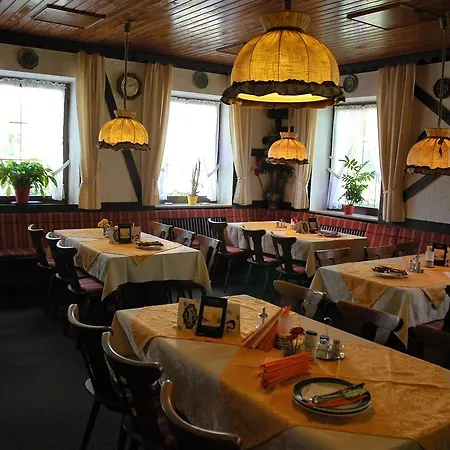 Dinkelsbuehler Hof 宾馆 丁克尔斯比尔